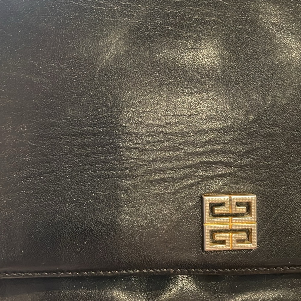 GIVENCHY Vintage Shoulder Bag Leather Black with gold hardware P4 - Picture 7 of 14